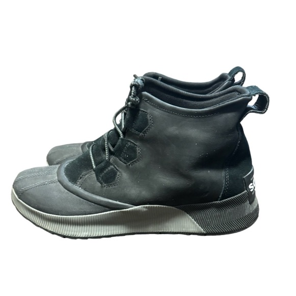Sorel Out N About™ III Classic Women's Waterproof Black Boots Size 12 - Picture 2 of 9